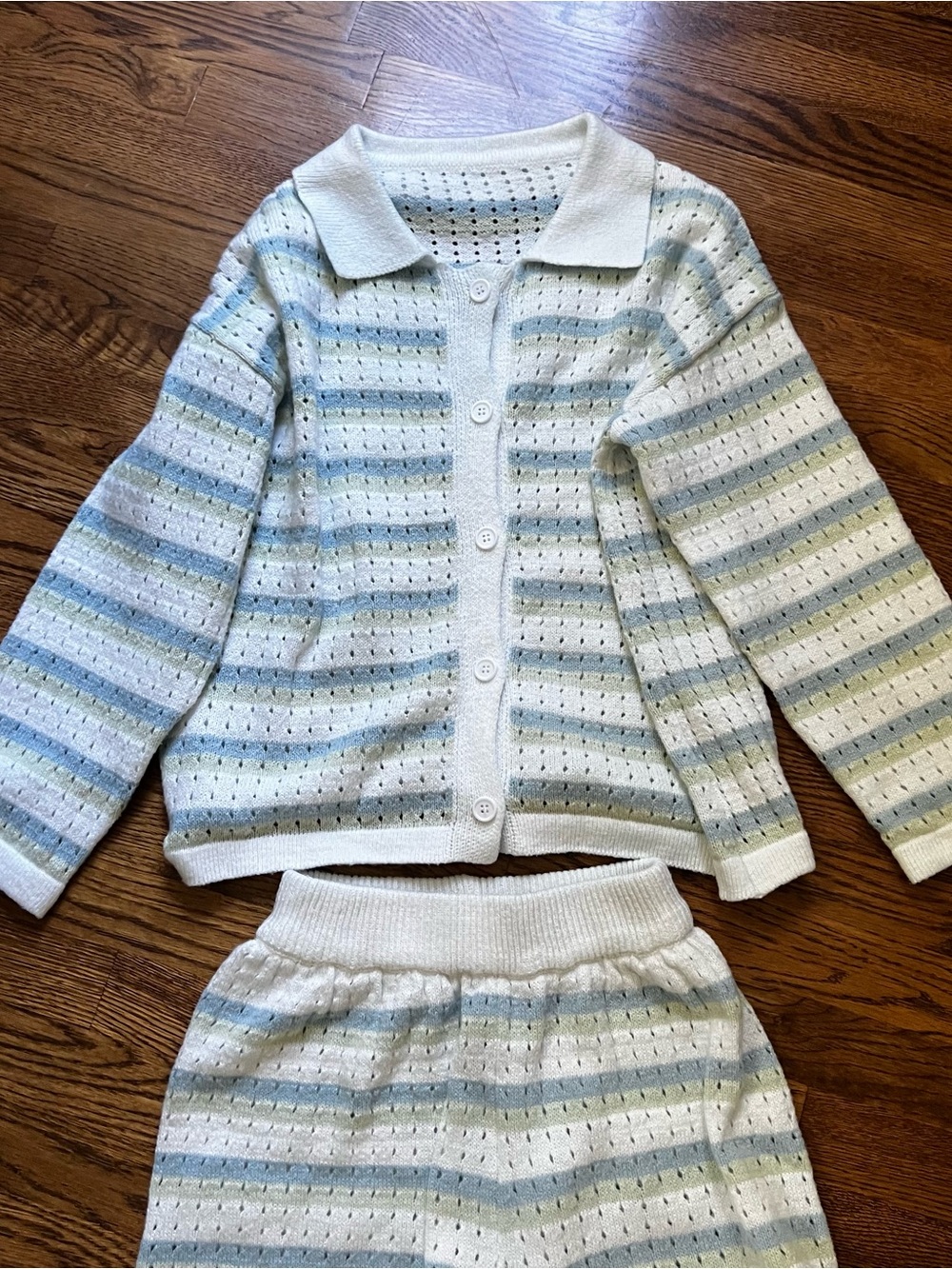 Women’s Two-Piece Striped Knit Set in White, Pastel Blue & Soft Green - Picture 3 of 7